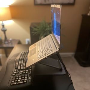 Ergonomic Laptop stand for desk, Adjustable height 11-17”